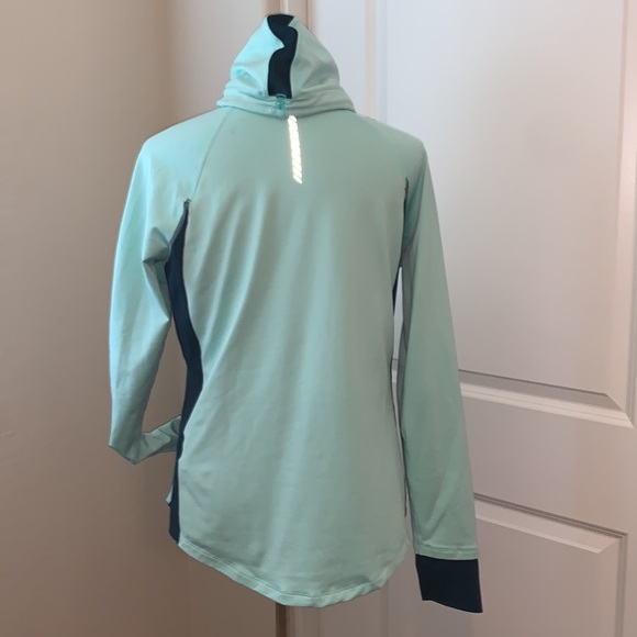 UNDER ARMOUR COLDGEAR SIZE LARGE BEAUTIFUL HOODED PULLOVER - Picture 5 of 8